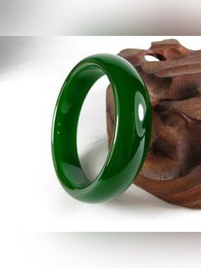 Green Jade Bangle Bracelet